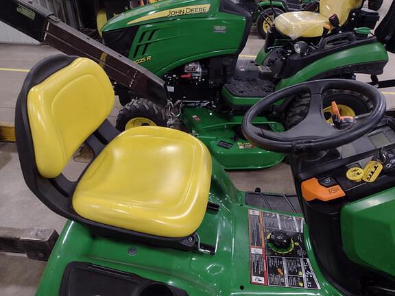 Image of John Deere X350 equipment image 4