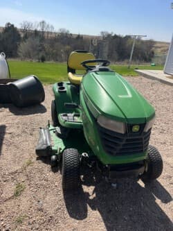 Image of John Deere X350 equipment image 1