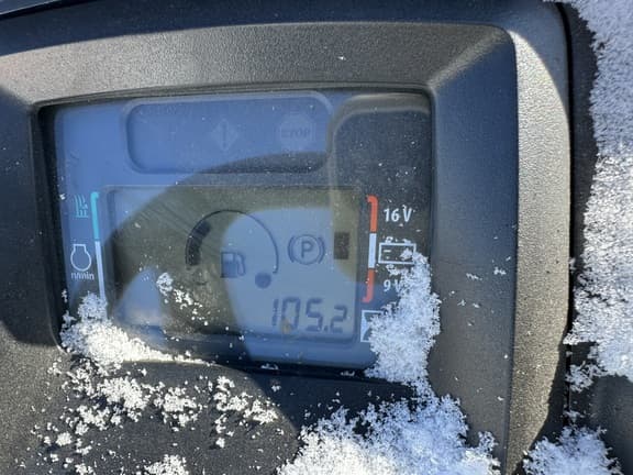 Image of John Deere X350 equipment image 4