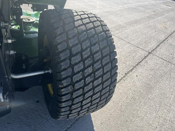 Image of John Deere X354 equipment image 3