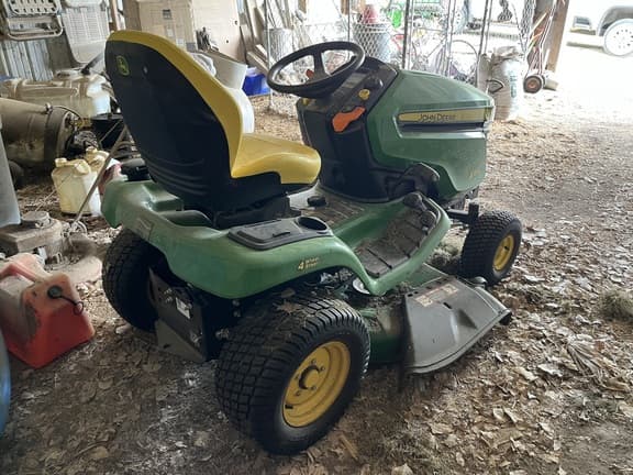 Image of John Deere X354 equipment image 1