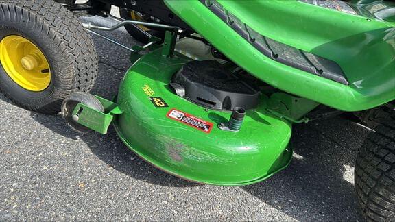 Image of John Deere X354 equipment image 2