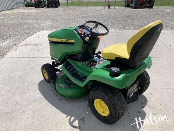 Image of John Deere X370 equipment image 1