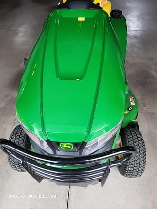Image of John Deere X370 equipment image 4