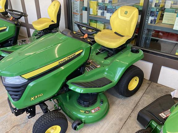 Image of John Deere X370 Image 1