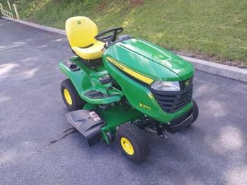 Main image John Deere X370