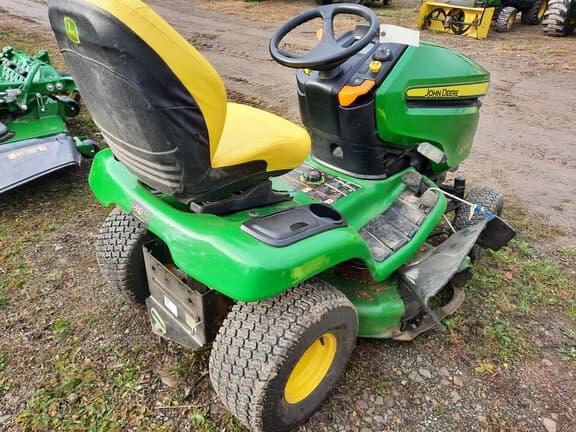 Image of John Deere X370 equipment image 2