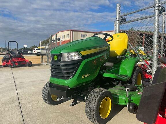 Image of John Deere X380 equipment image 3