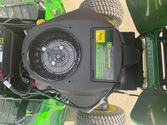Image of John Deere X380 equipment image 4