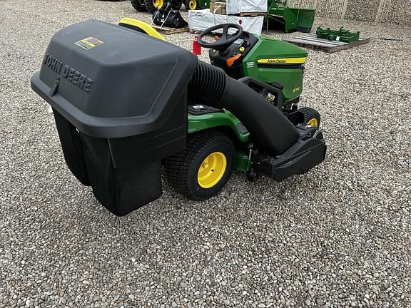 Image of John Deere X380 equipment image 4