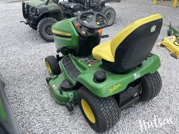 Image of John Deere X380 equipment image 3