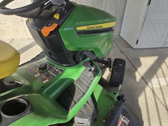 Image of John Deere X380 equipment image 3