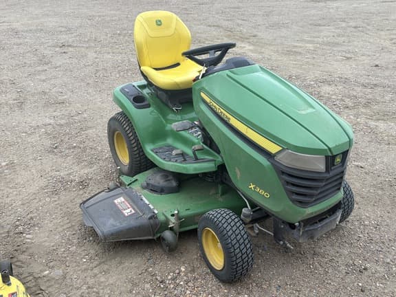 Image of John Deere X380 equipment image 1