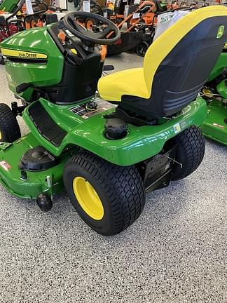 Image of John Deere X380 equipment image 1