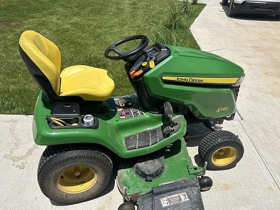 Image of John Deere X380 equipment image 4