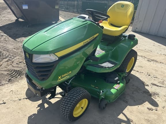 Image of John Deere X380 equipment image 1