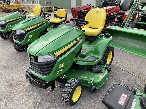 Image of John Deere X380 equipment image 1