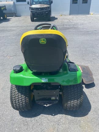Image of John Deere X380 equipment image 3