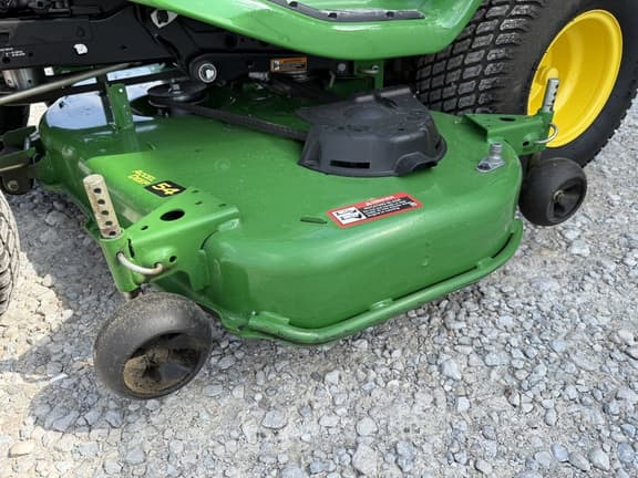 Image of John Deere X380 equipment image 1