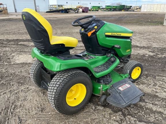 Image of John Deere X380 equipment image 4
