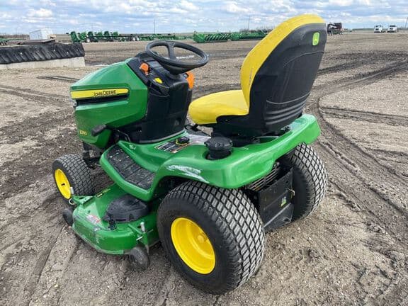 Image of John Deere X380 equipment image 2
