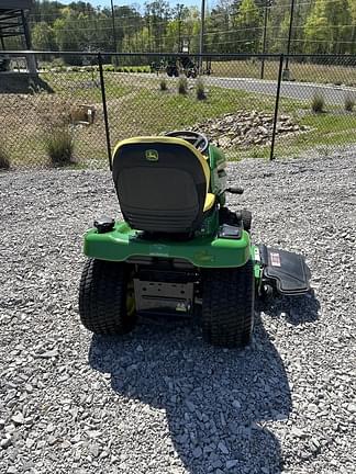 Image of John Deere X380 equipment image 4