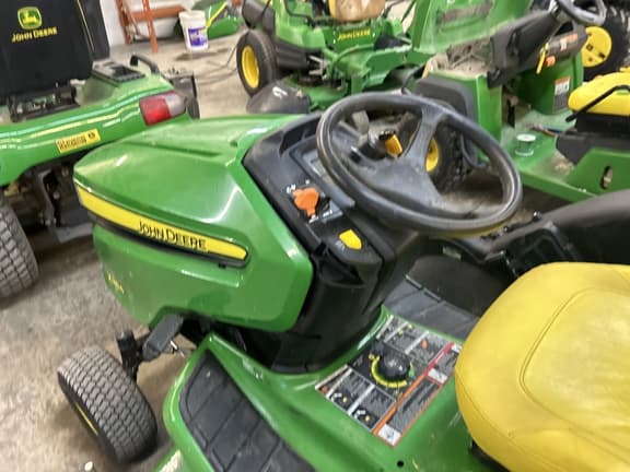 Image of John Deere X384 equipment image 2