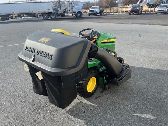 Image of John Deere X390 equipment image 3