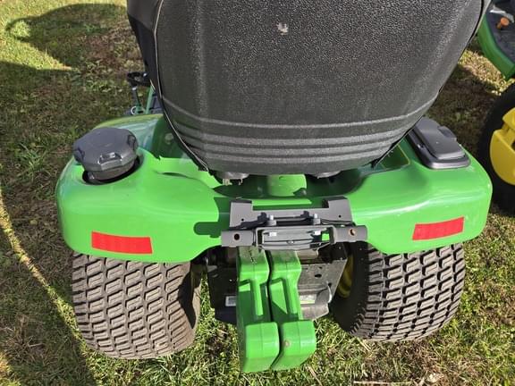 Image of John Deere X390 equipment image 4