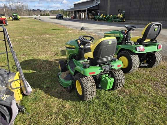 Image of John Deere X390 equipment image 2