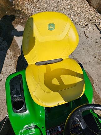 Image of John Deere X390 equipment image 2