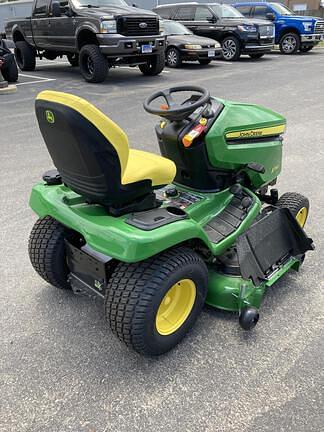 Image of John Deere X390 equipment image 3