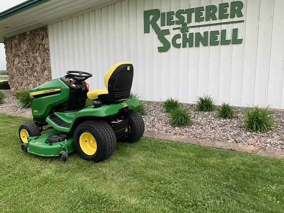 Image of John Deere X390 equipment image 2