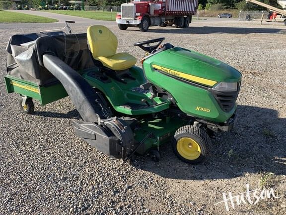 2023 John Deere X390 Equipment Image0