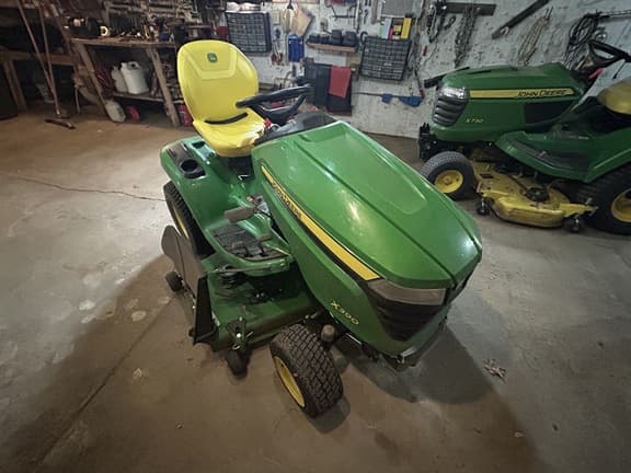 Image of John Deere X390 equipment image 4