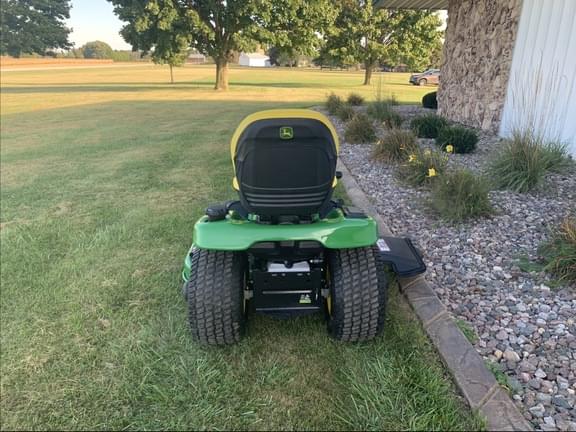 Image of John Deere X390 equipment image 3
