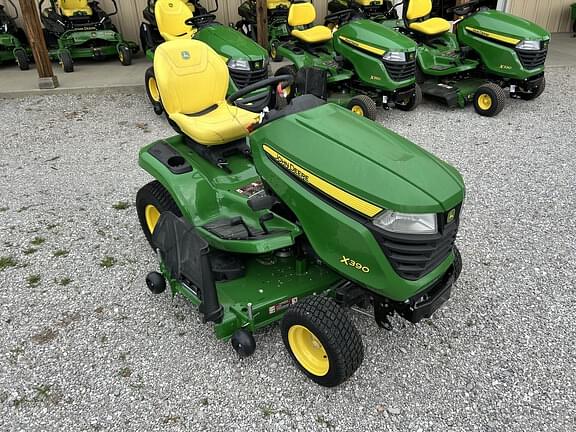 Image of John Deere X390 equipment image 3