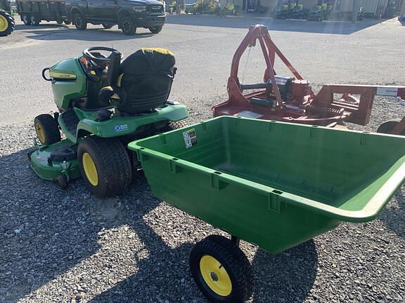 Image of John Deere X390 equipment image 3