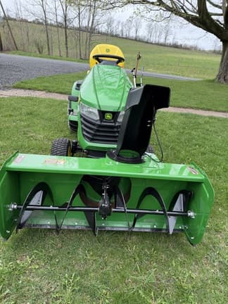 Image of John Deere X390 equipment image 3