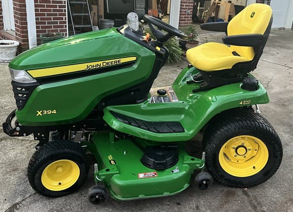 Main image John Deere X394