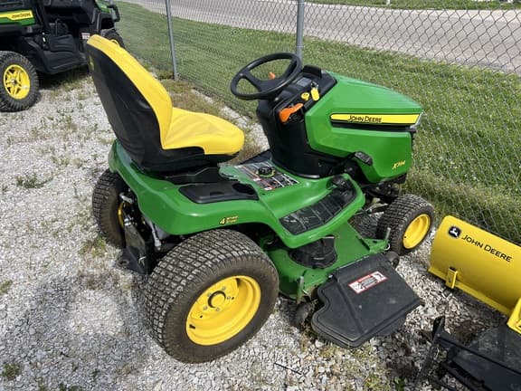 Image of John Deere X394 equipment image 2
