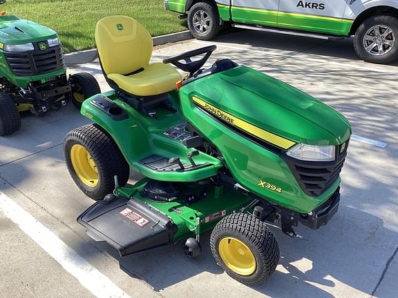 Image of John Deere X394 equipment image 2