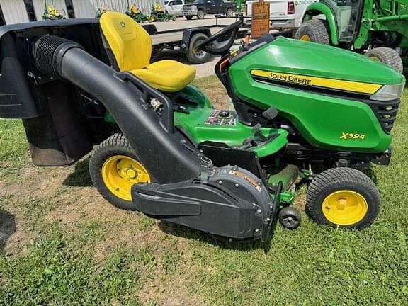 Image of John Deere X394 equipment image 3