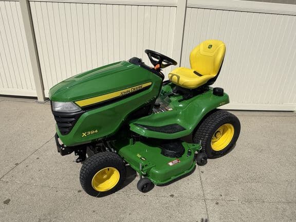 Image of John Deere X394 equipment image 1