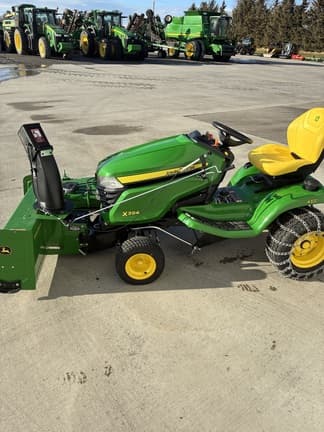 Image of John Deere X394 equipment image 3