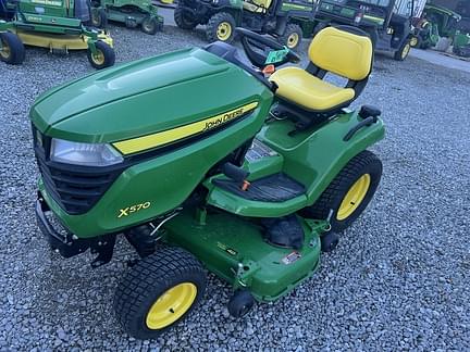 Image of John Deere X570 equipment image 2