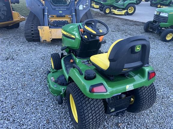 Image of John Deere X570 equipment image 4