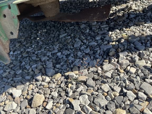 Image of John Deere X570 equipment image 2