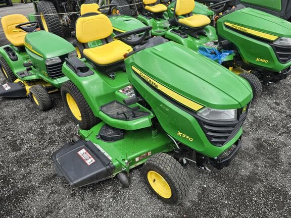 Image of John Deere X570 equipment image 2