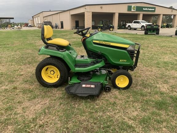 Image of John Deere X570 equipment image 1